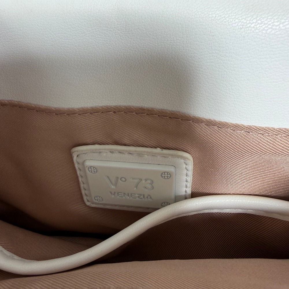 V°73 Venezia Quilted Diamond Crossbody Bag - Picture 4 of 6